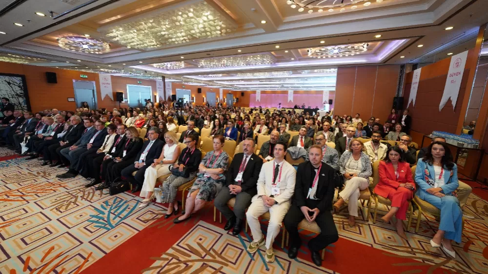 Güven Hastanesi 50'nci yılında tıp dünyasından uzmanlarla bir araya geldi