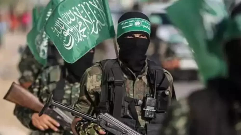  Hamas’tan Trump’ın "canlı kalkan" iddiasına cevap Gazze’yi hedef alan sistematik yıkım, rehinelerin hayatlarını tehlikeye atıyor