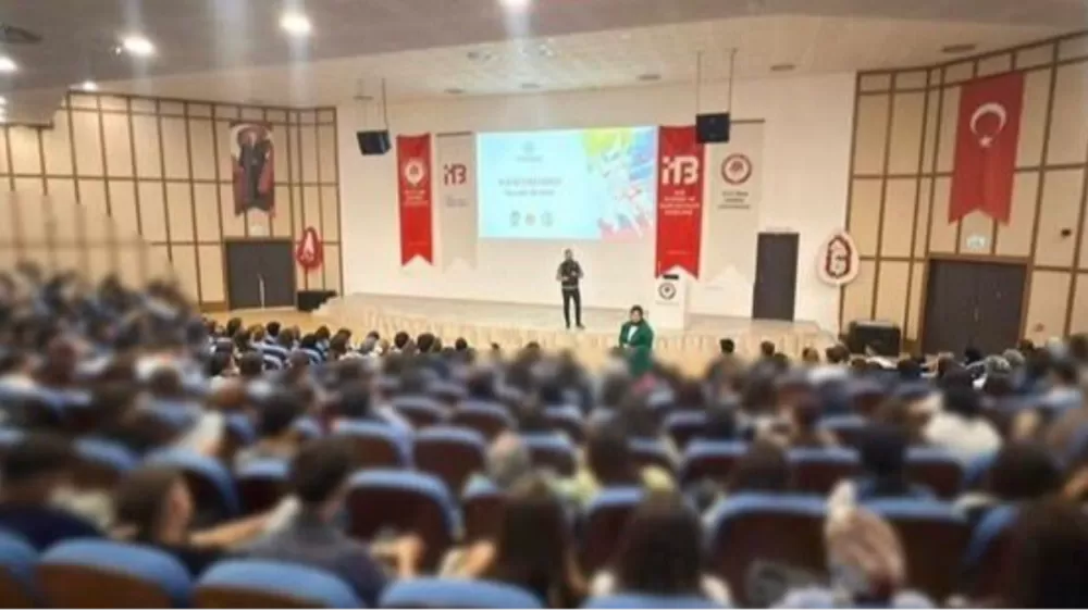 Isparta'da 2 günde 2 bin 720 üniversite öğrencisine Narkogençlik eğitimi