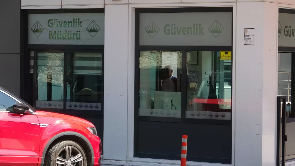 Isparta'da Görev başındayken otomobilin çarptığı güvenlik görevlisi hayatını kaybetti