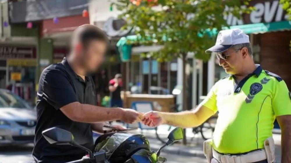  Isparta'da motosiklet denetiminde 80 sürücüye idari para cezası uygulandı
