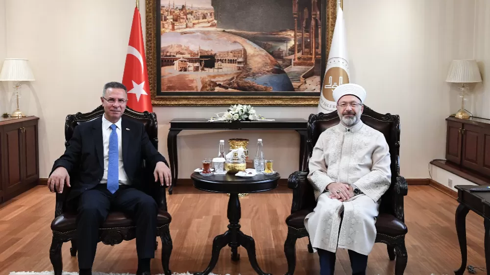 "İsrail'in Katar'da yapmış olduğu bu saldırıyı en şiddetli bir şekilde lanetliyorum"