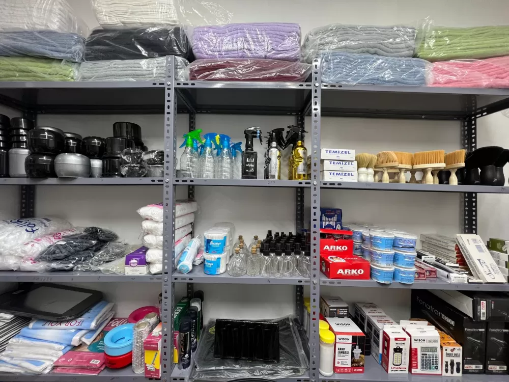 Bucak’ta bir ilk Perakende ve toptan satış Dolgun Kozmetik hizmetinizde