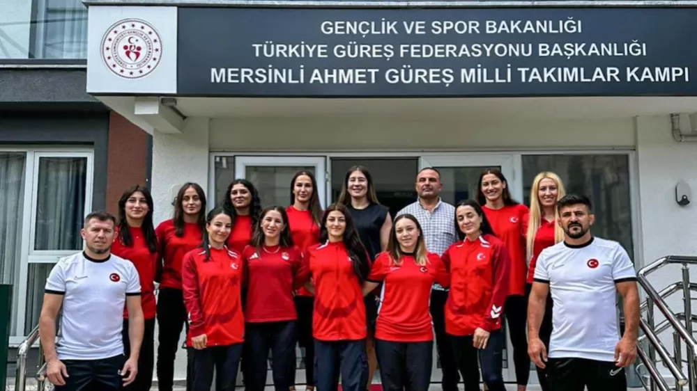  Kadın Güreş Milli Takımı, Dünya Şampiyonası'na katılacak 