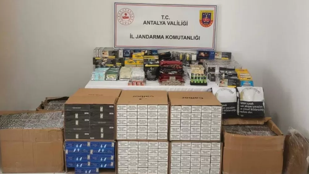 Kaş'ta jandarmadan kaçak sigara operasyonu