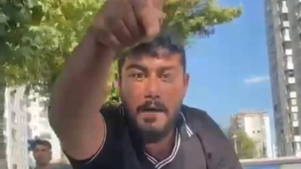 Kayseri'de araçtan zorla para isteyen şahıs tutuklandı