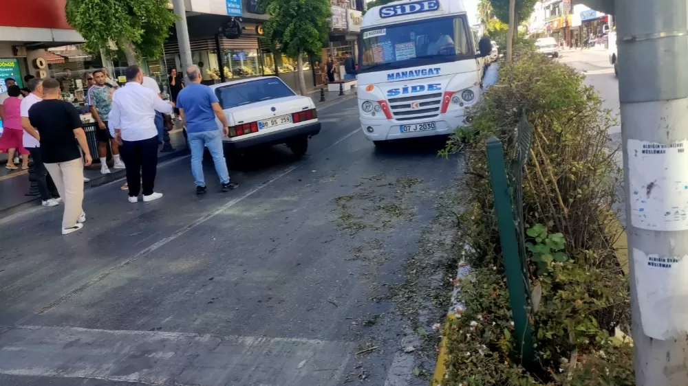 Kırmızı ışık ihlali kazayı beraberinde getirdi