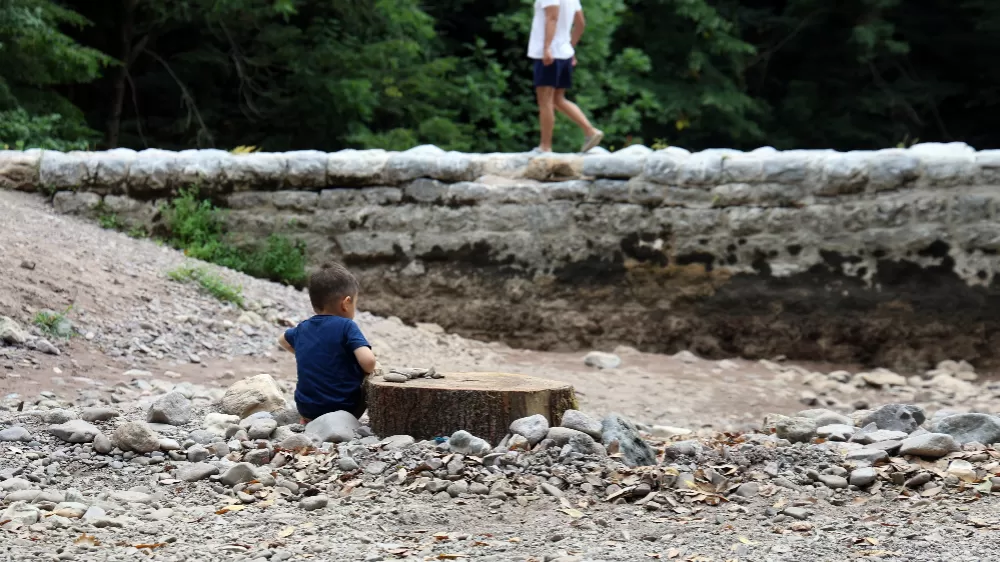 Kuruyan Maden Deresi su ile buluştu