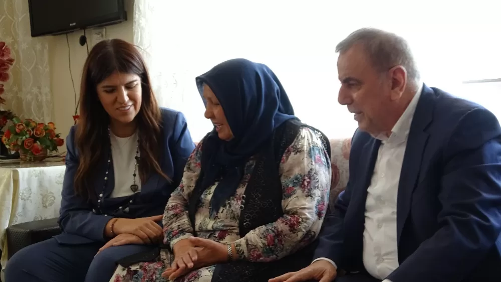 Milletvekili Ayaydın, 15 Temmuz şehidi Velit Bektaş'ın ailesi ile buluştu