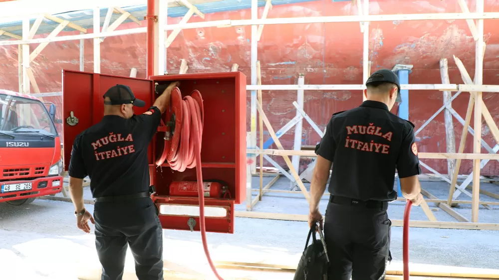 Muğla Büyükşehir itfaiyesinden marinalarda yangın güvenliği denetimi