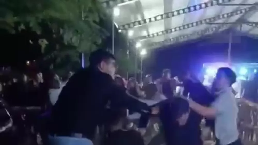 Nişan eğlencesinde sandalyeler havada uçuştu: 6 yaralı