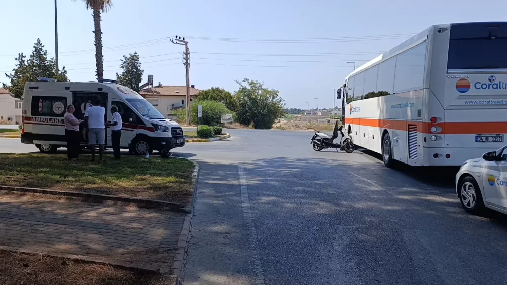 Kazada yaralanan Ukraynalı turist, hastanede para alınabileceğini duyunca yaralı oğluyla birlikte ambulanstan indi
