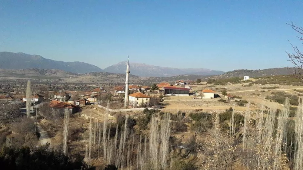 Onacak Köyü  hamdi dede Türbesi  hakkında bilgiler Yeşilova Burdur 
