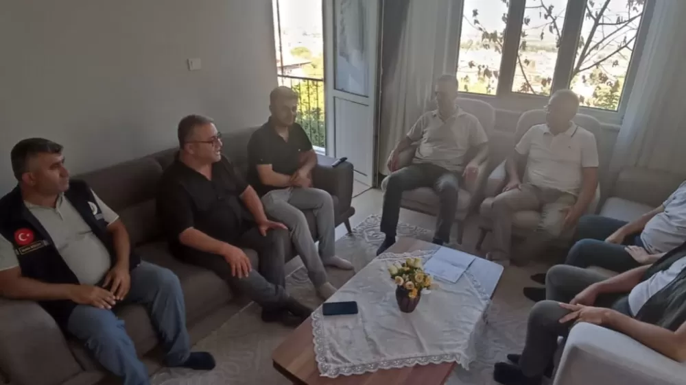 Orman Bölge Müdürü Köle, Buldan yangınıyla mücadele ederken yaralanan personeli ziyaret etti