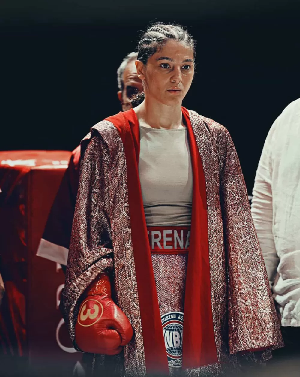 ALKÜ’lü öğrenci dünya şampiyonunu yendi, altın kemerin sahibi oldu