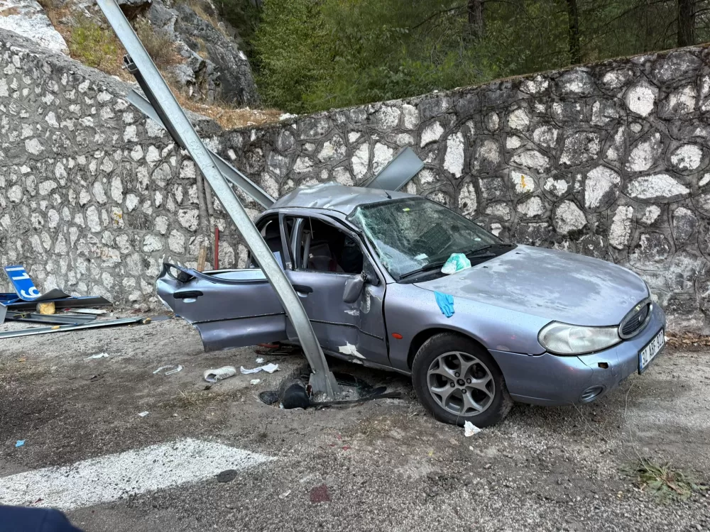 Antalya-Isparta yolunda feci kaza! 3 yaralı var