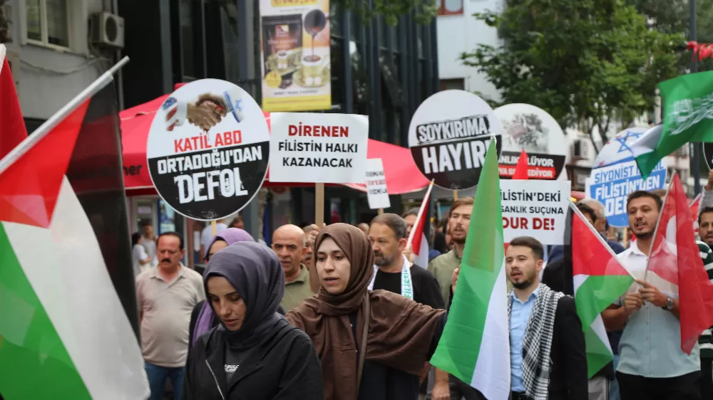 Uşak'ta Sumud Filosu ve Gazze için yürüdüler