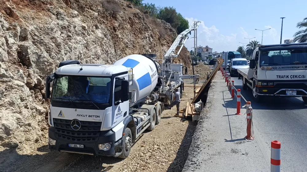 Manavgat çevre yolunda sel baskınları sona erecek