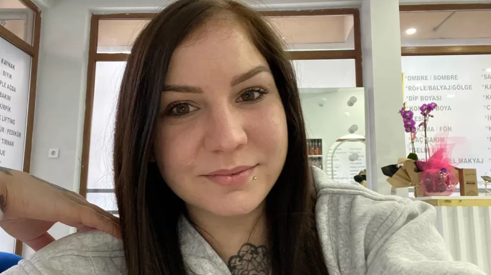 Zonguldak Gökçebey'de Yüksek sesli Müzik kavgası Genç Kadın hayatını kaybetti 1 yaralı 