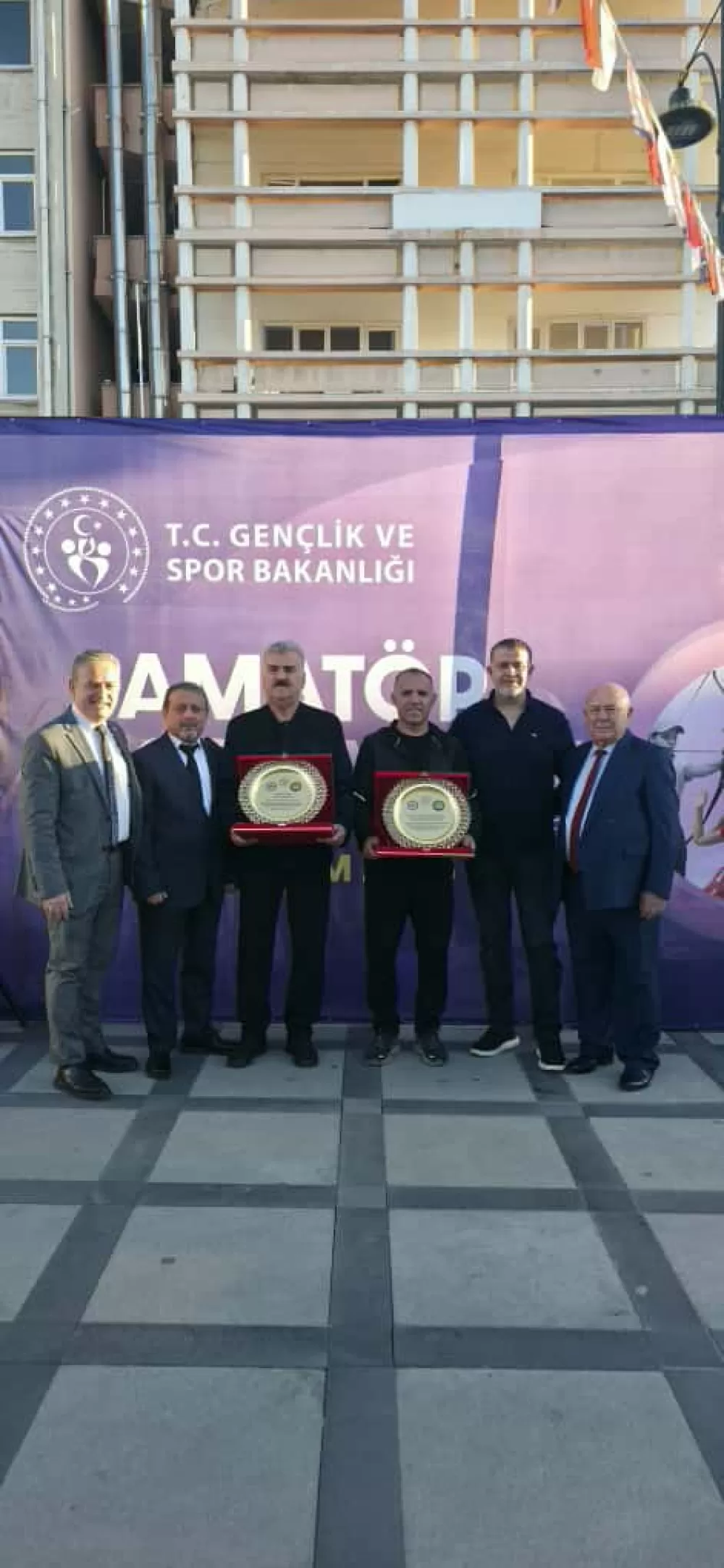 Burdur’da amatör spor haftası coşkusu Yılın En’leri belli oldu!