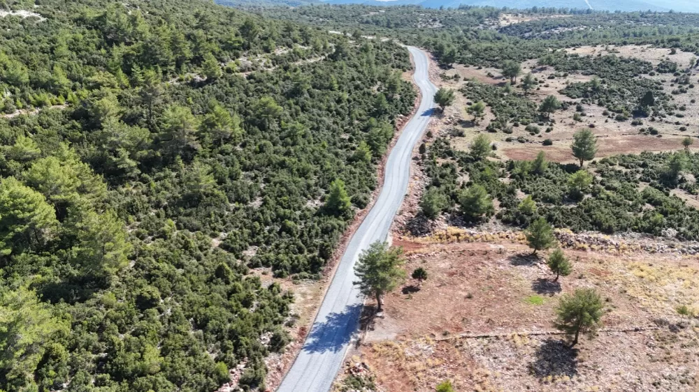 5 kırsal mahallenin yol yapım çalışmalarında sona gelindi
