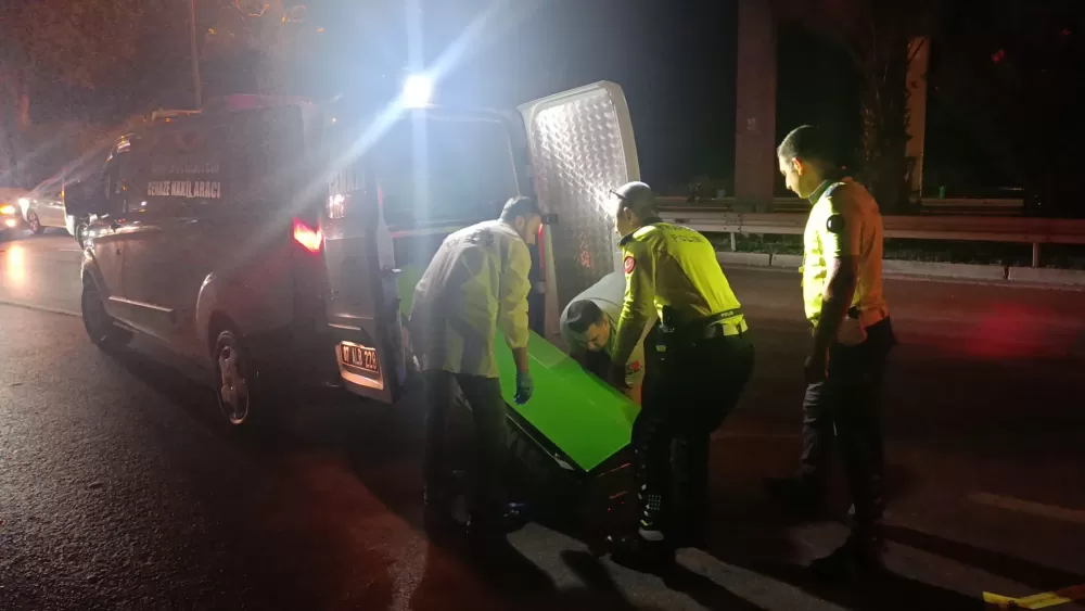 Antalya Alanya 'da Otomobil ile motosiklet çarpıştı 21 yaşındaki genç hayatını kaybetti