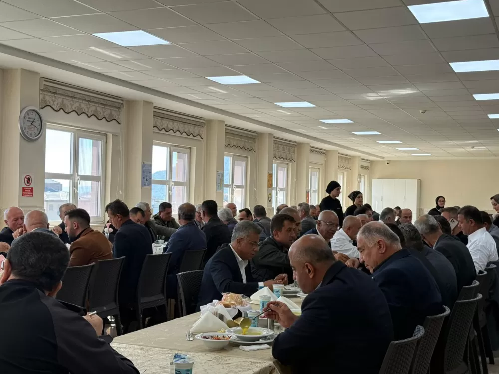 Bucak’ta Muhtarlar Günü kutlandı Kaymakam Kuruca muhtarlarla buluştu