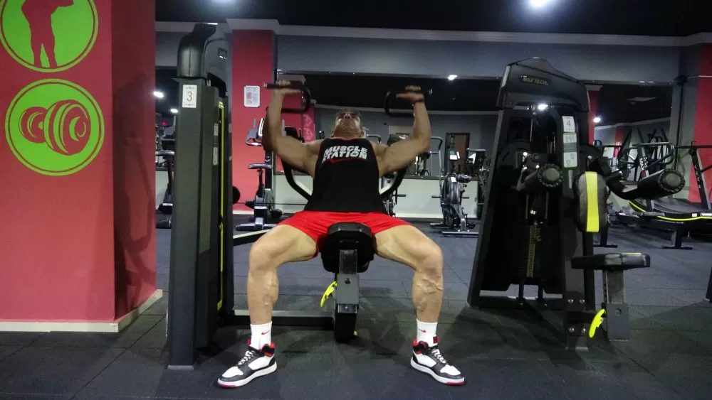 Burdurlu itfaiyeci kas gücüyle Türkiye’yi sallayacak!