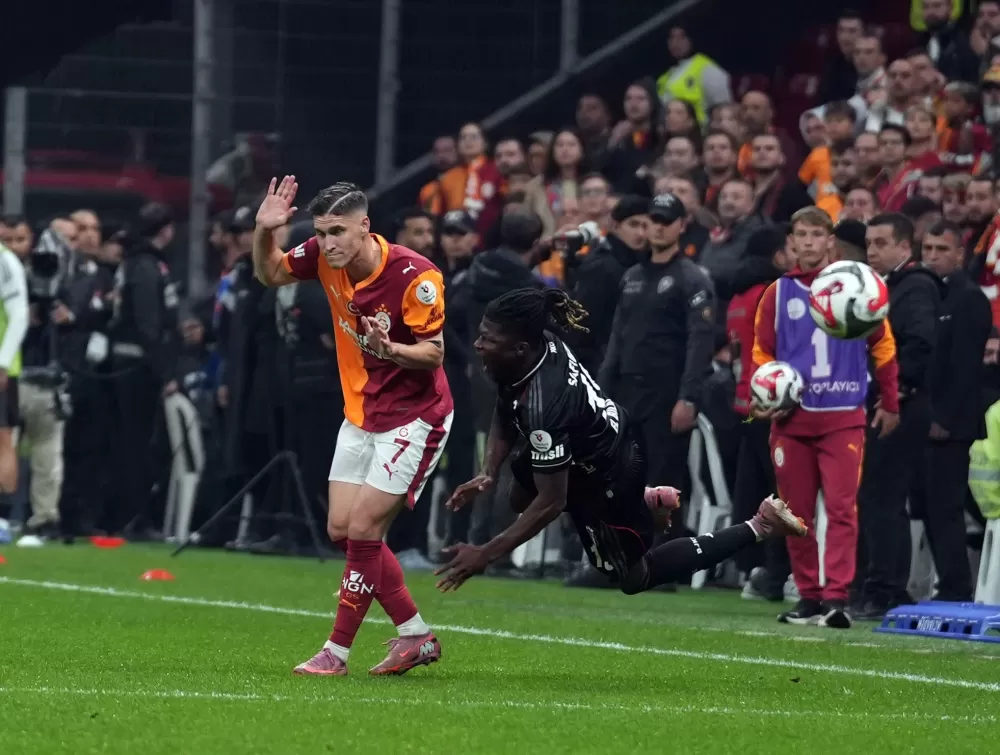 Galatasaray, Beşiktaş derbisiyle resmi müsabakalardaki sahasındaki yenilmezliğini 29 maça çıkardı.