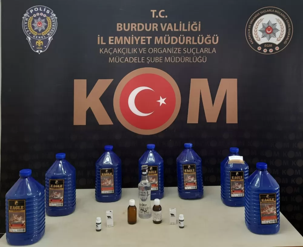 Burdur’da bir ayda yüz binlerce kaçak ürün ele geçirildi