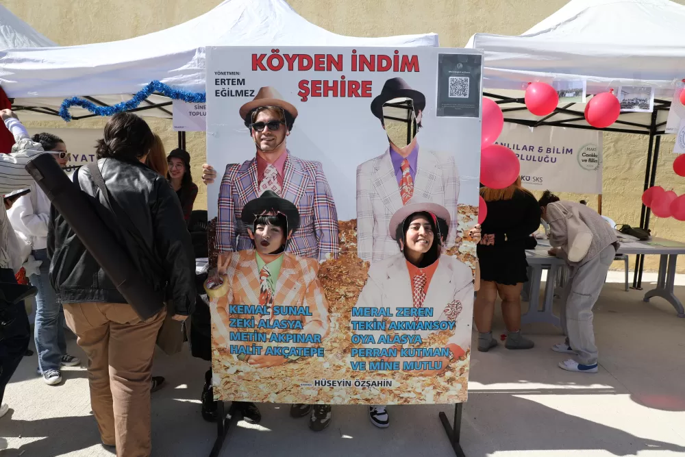 MAKÜ’de sonbahar şenliği coşkusu! Kampüs renk cümbüşüne döndü