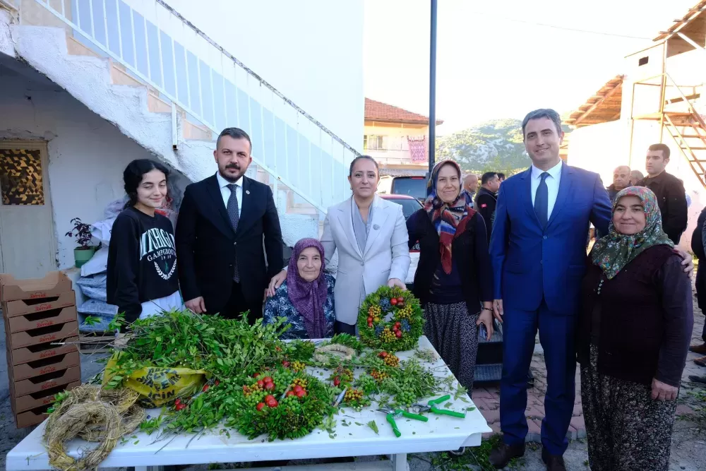 Avrupa’ya ihracat yapan Bucaklı Üreticilere Vali Bilgihan'dan ziyaret