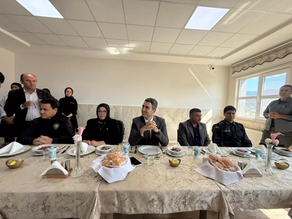 Bucak’ta Muhtarlar Günü kutlandı Kaymakam Kuruca muhtarlarla buluştu