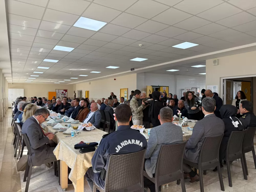 Bucak’ta Muhtarlar Günü kutlandı Kaymakam Kuruca muhtarlarla buluştu