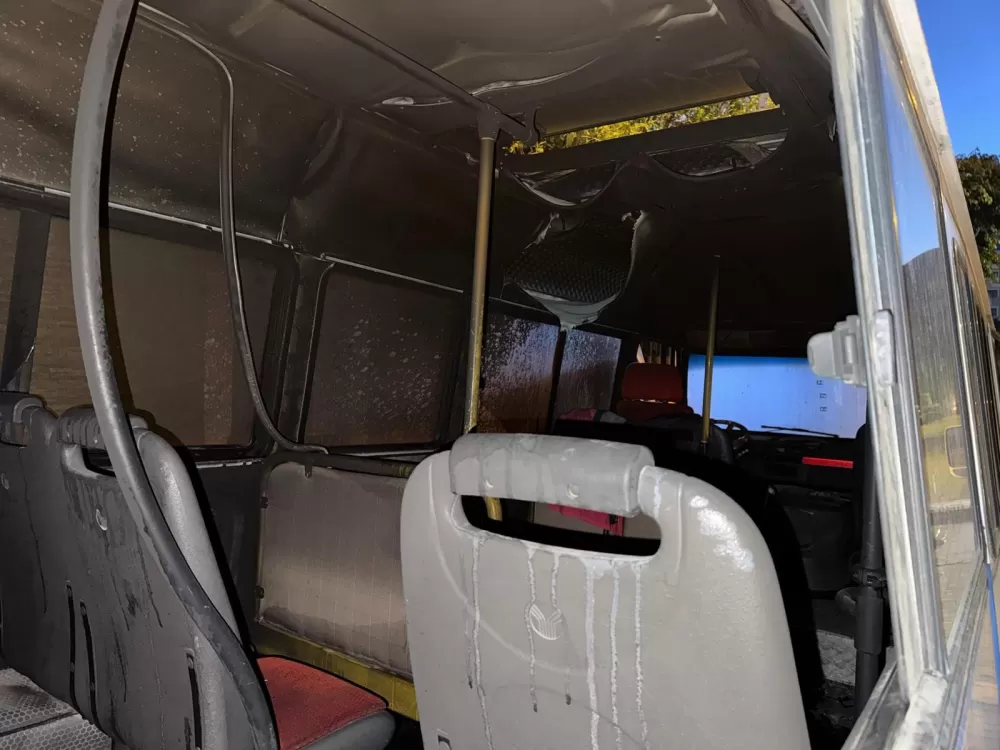 Antalya Alanya’da mobilya dükkanını ve minibüsü ateşe veren kadın tutuklandı