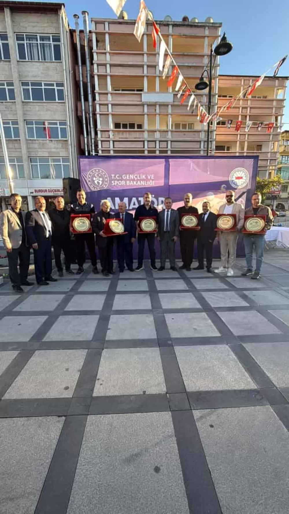 Burdur’da amatör spor haftası coşkusu Yılın En’leri belli oldu!
