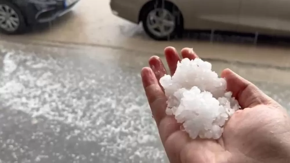 Adıyaman’da dolu yağışı etkili oldu