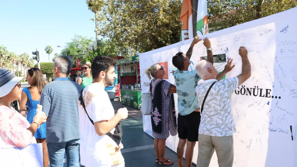 Alanya, Filistin için tek yürek oldu