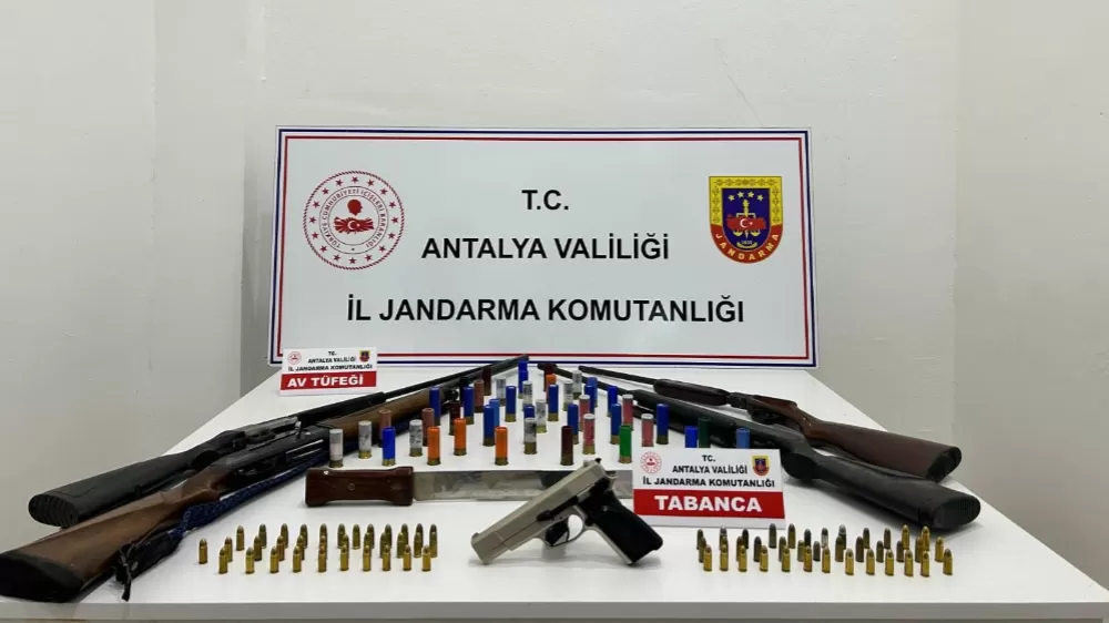 Antalya'da iş yerini kurşunlayan şüpheli yakalandı