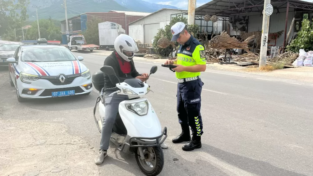 Antalya'da jandarmadan şok motosiklet denetimi