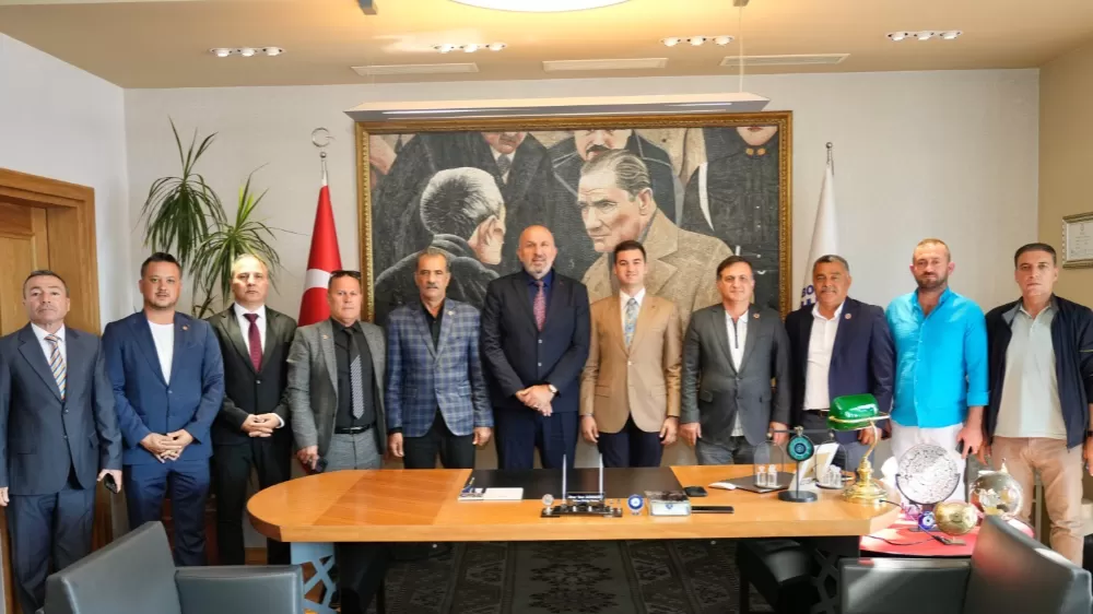 Başkan Mandalinci, Türkiye Muhtarlar Konfederasyonu Genel Başkanı Delibalta'yı ağırladı