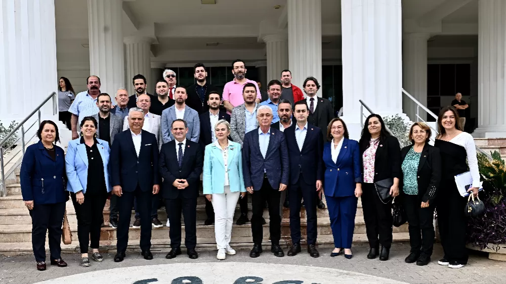 Başkan Uysal: "Muratpaşa, bir altı ok belediyesidir"