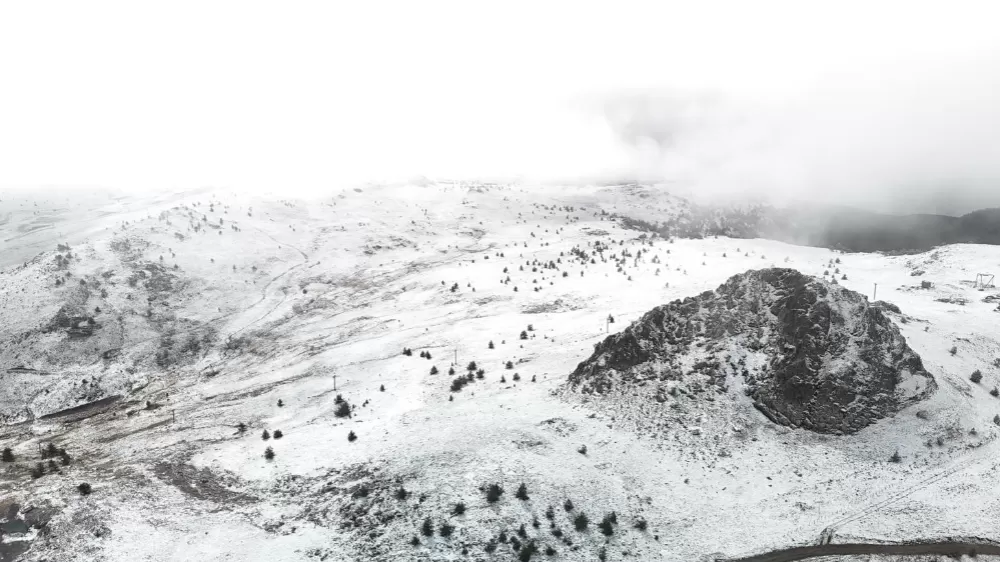Bolu'nun yüksekleri beyaz örtüyle kaplandı