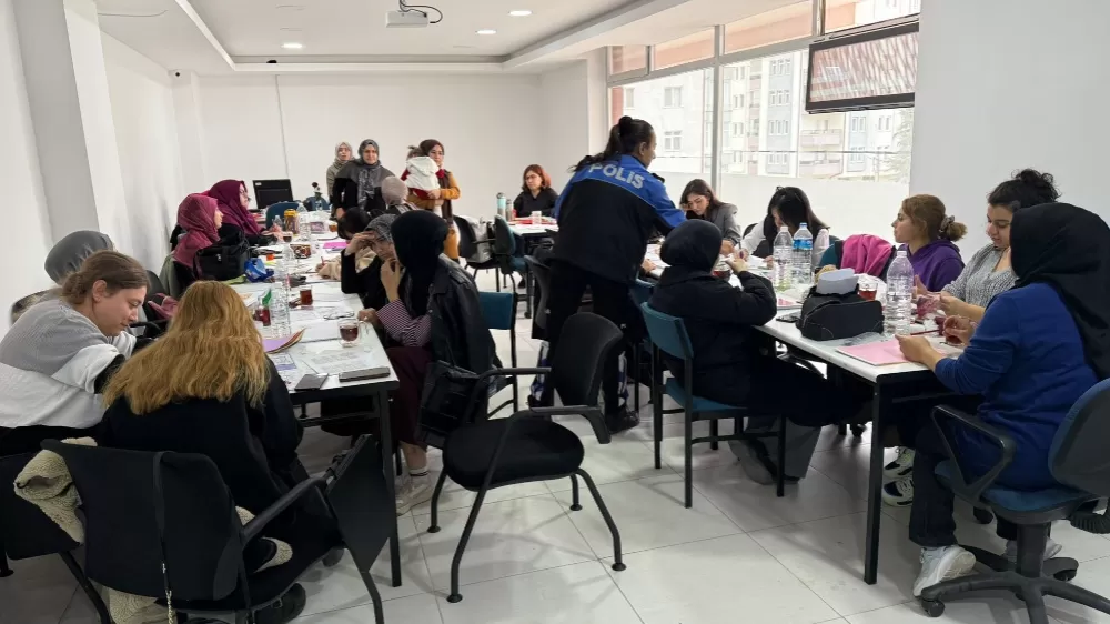 Çankırı’da kadınlara KADES ve UYUMA bilgilendirmesi