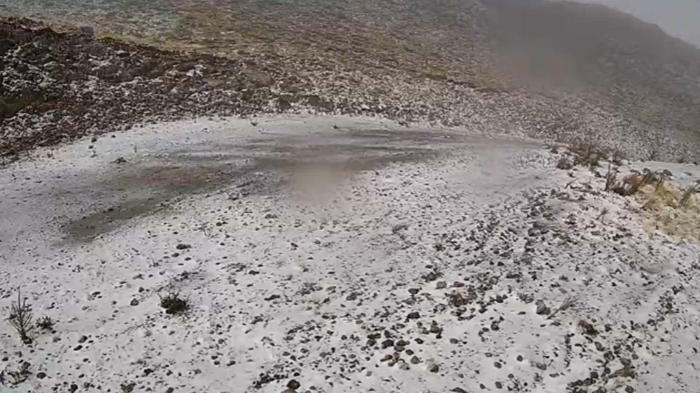 Denizli’ye yılın ilk karı düştü