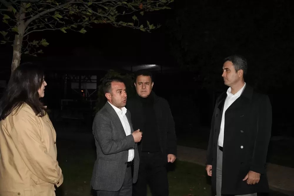 Kaymakam Kuruca'dan park incelemesi Yeni projeler yolda