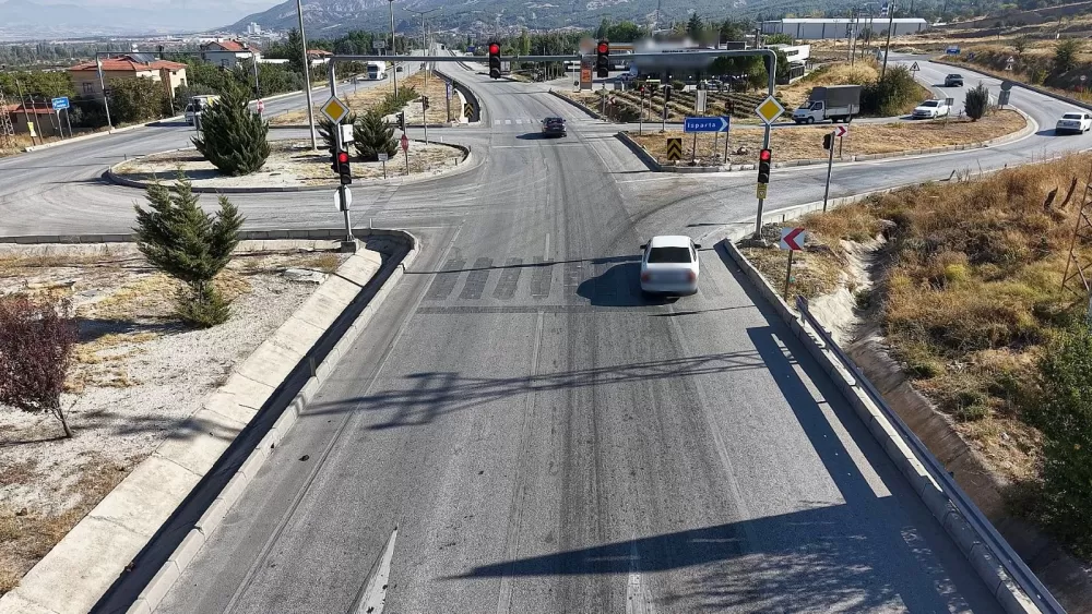 Burdur’da drone destekli trafik denetimi! 15 sürücüye ceza