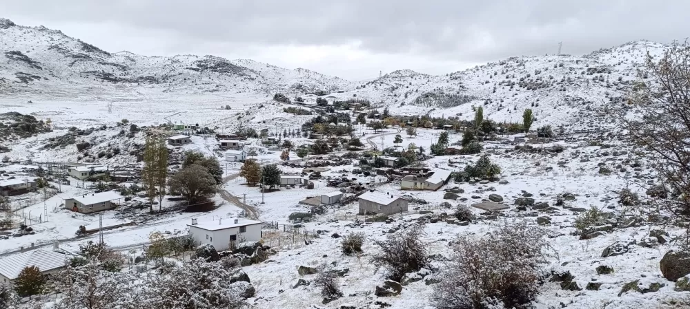 Antalya'nın yüksek kesimleri karla kaplandı