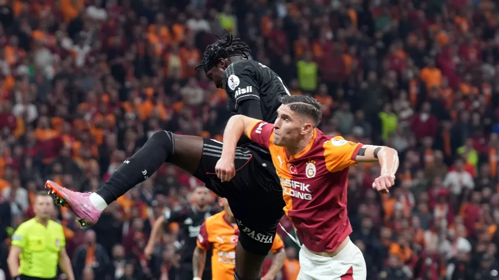  Galatasaray, Beşiktaş derbisiyle resmi müsabakalardaki sahasındaki yenilmezliğini 29 maça çıkardı.