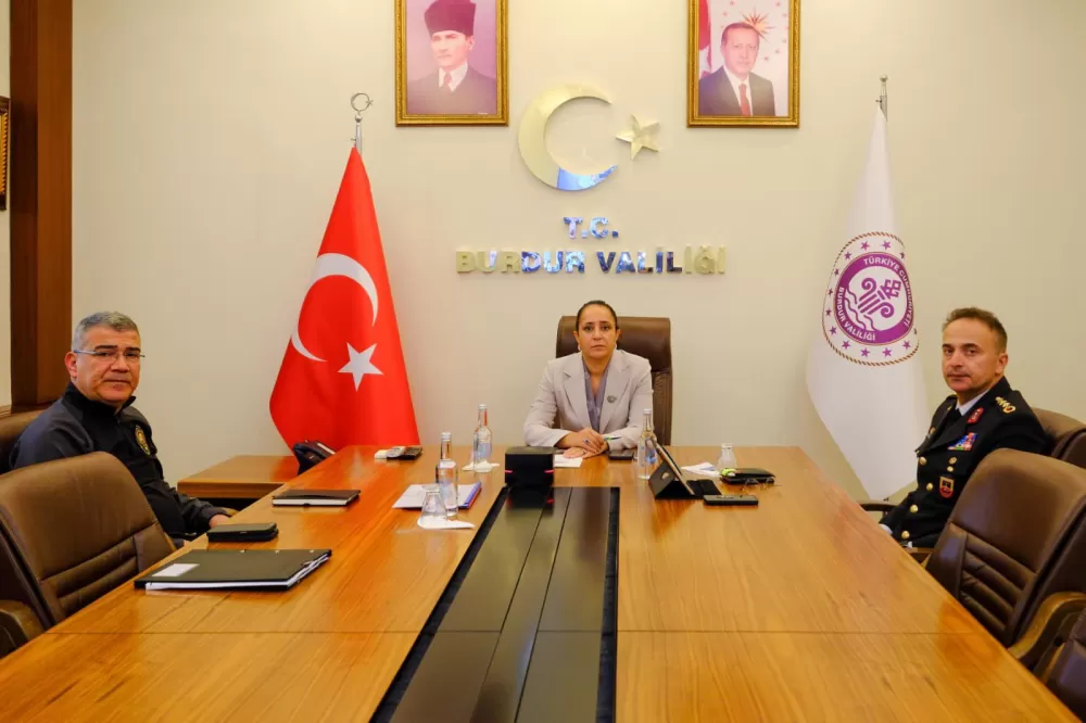 Burdur Valisi Bilgihan, Bakan Yerlikaya başkanlığındaki güvenlik toplantısına katıldı
